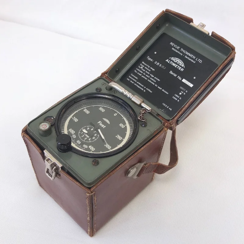 Thommen 3B5 Military Altimeter